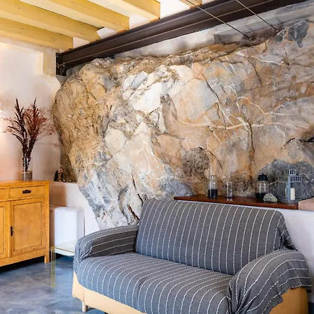 Lo Scoglio By Interhome Feriehus