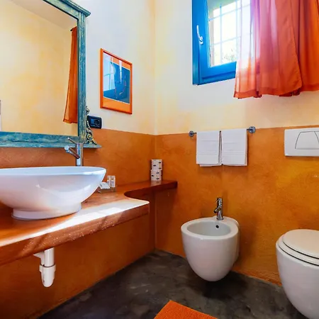 Feriehus Lo Scoglio By Interhome